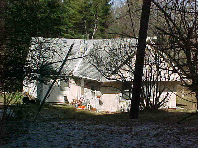 Building photograph for 42 BRISCOE ROAD